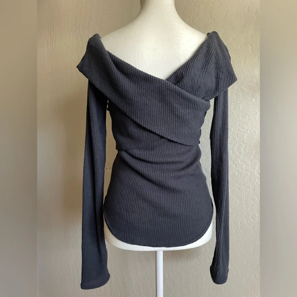 Free people off the shoulder top - Picture 10 of 13